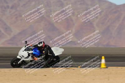 media/Dec-09-2023-SoCal Trackdays (Sat) [[76a8ac2686]]/Turn 12 Speed (140pm)/